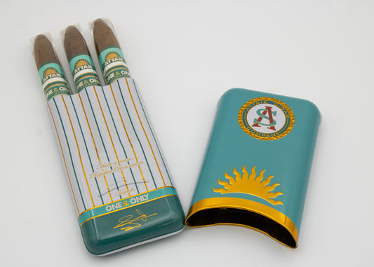 An Attaie cigar sampler tin, an ideal gift